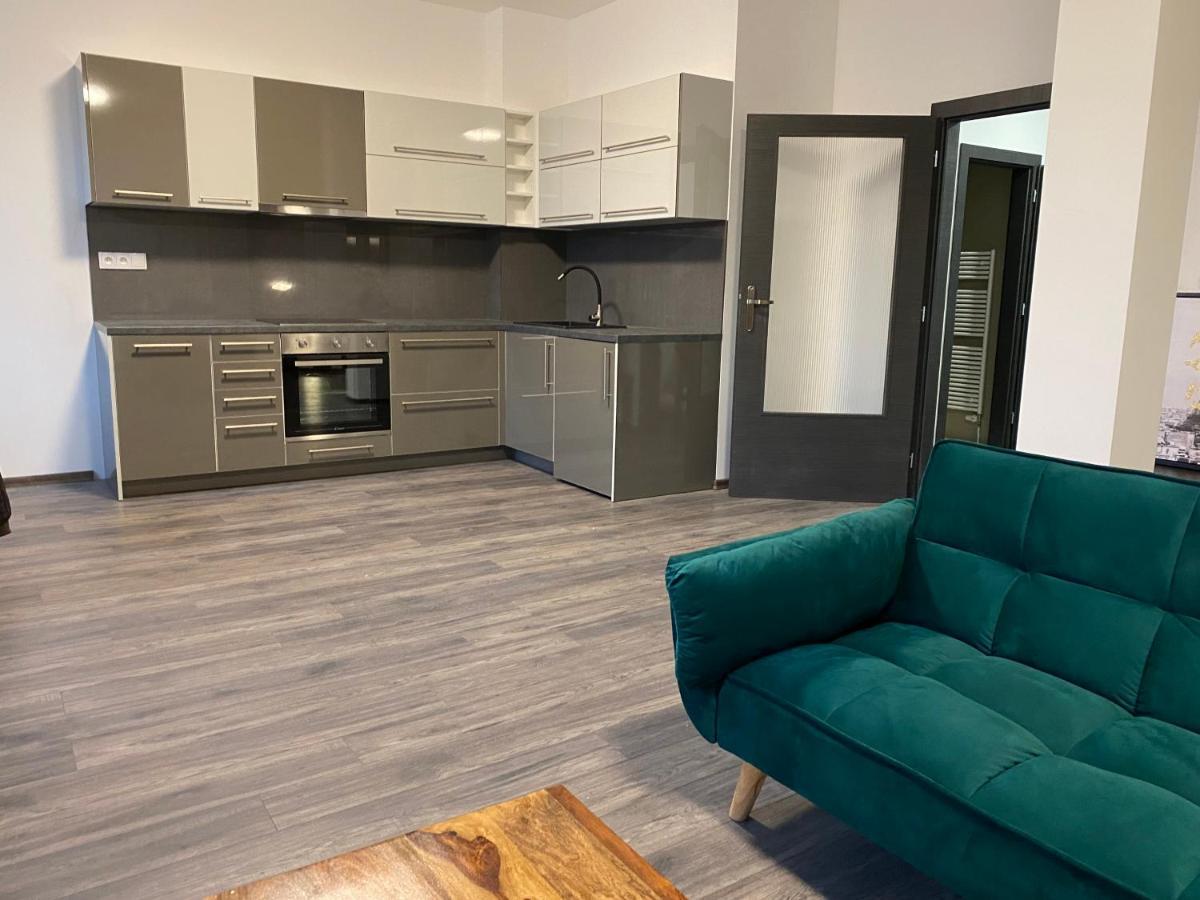 Boutique Apartment *